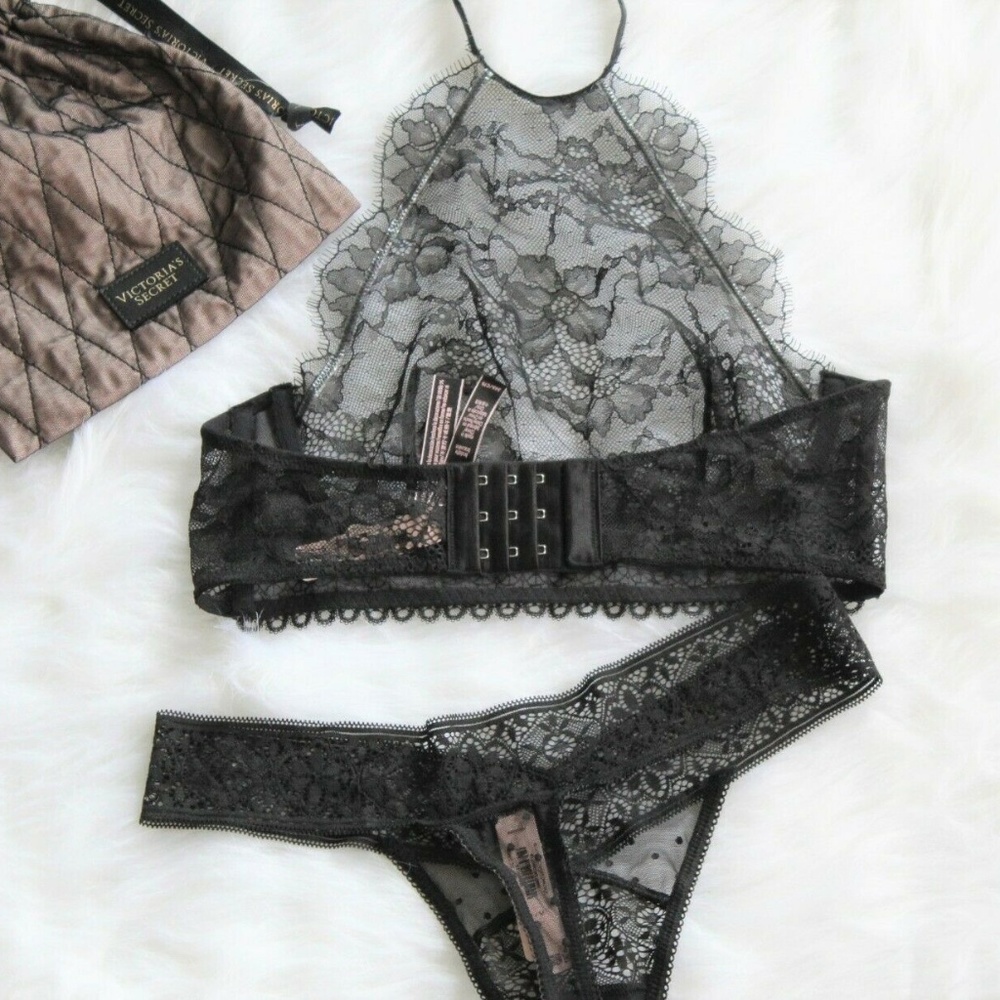 NEW! VICTORIA'S SECRET SET. Bralette & Thong ;)